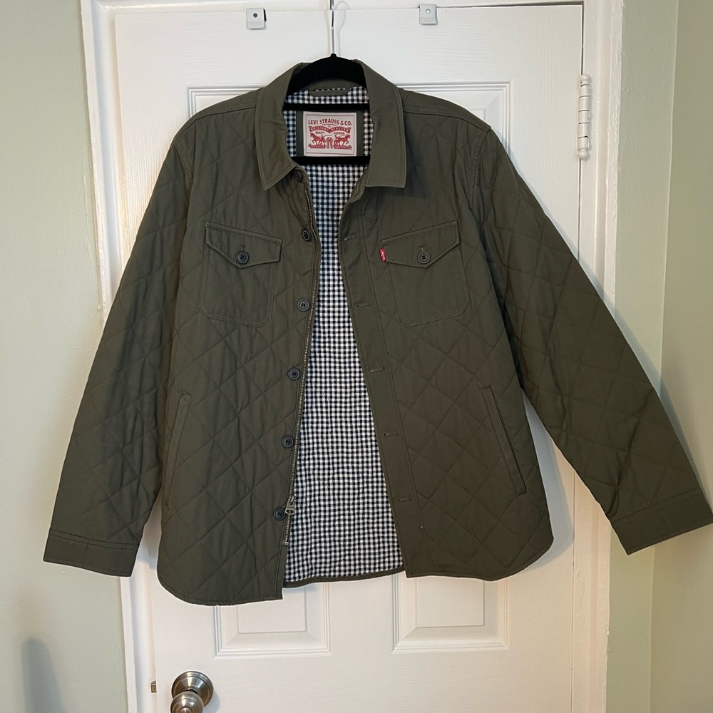 NWOT: Levi's Men's Cotton Diamond Quilted Jacket